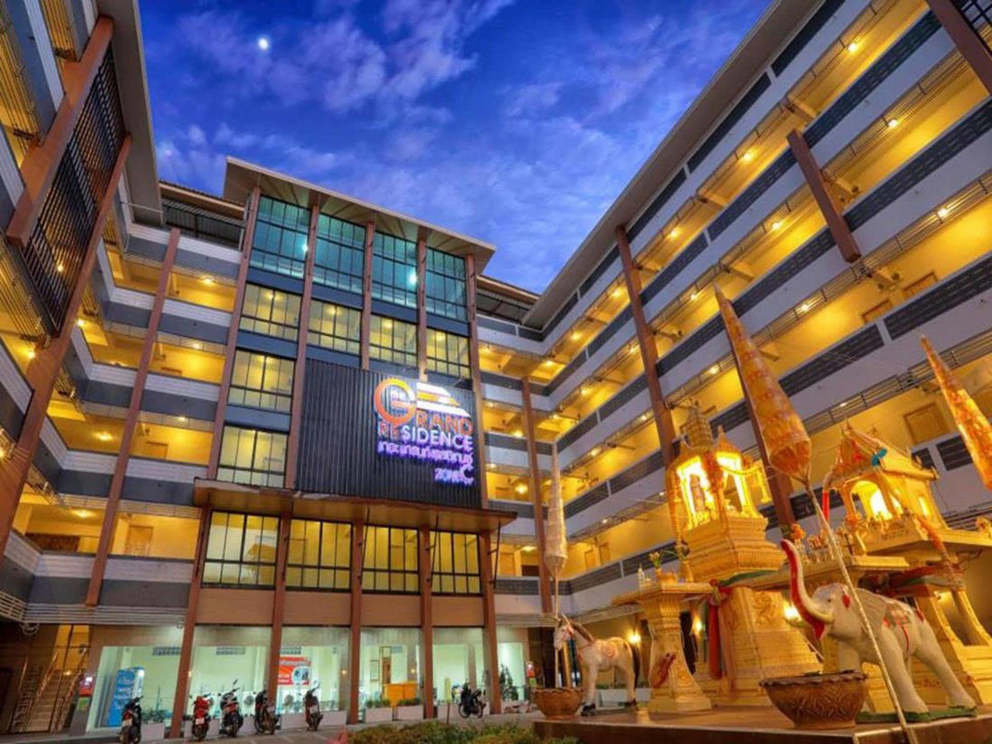 The Grand Residence Nakhonratchasima Εξωτερικό φωτογραφία